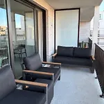 Rose D'ivry - 2 Bedrooms App & Free Parking Apartment